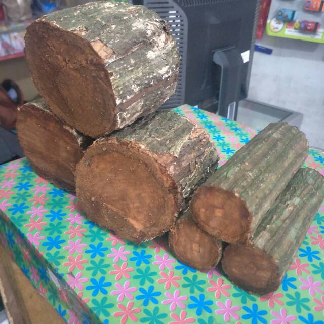 

Akar bajakah unggul khusus kangker 1 kg