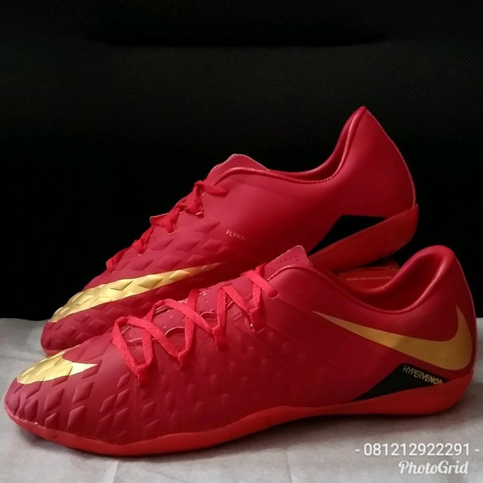 nike hypervenom phantom 3 futsal