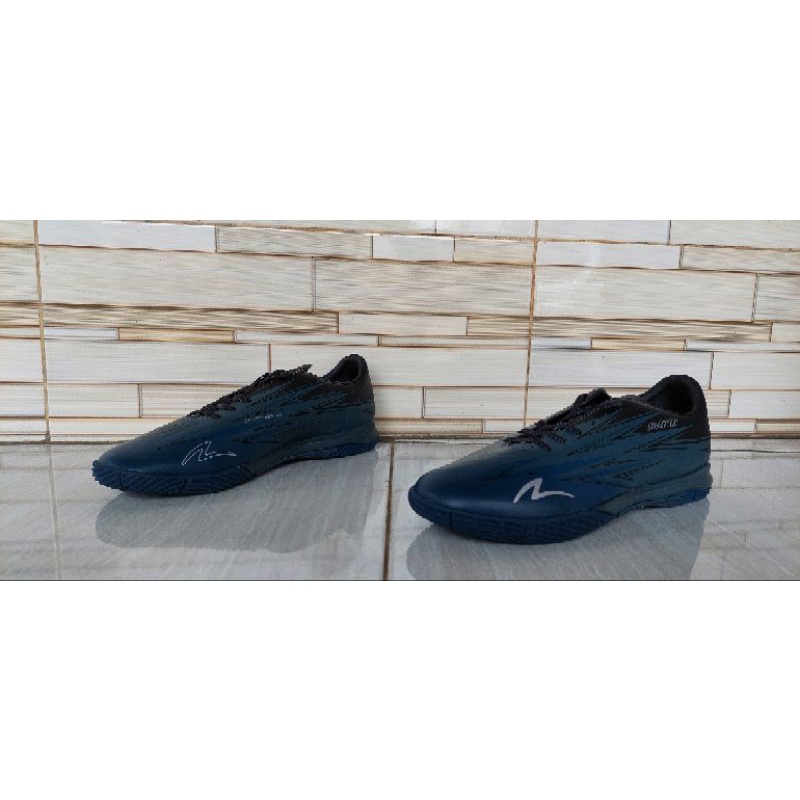 Sepatu Futsal Specs Lightspeed 3 IN