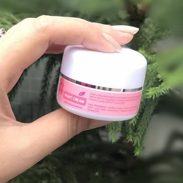 Night cream sakura #night #krim #cream #sakura #larissa