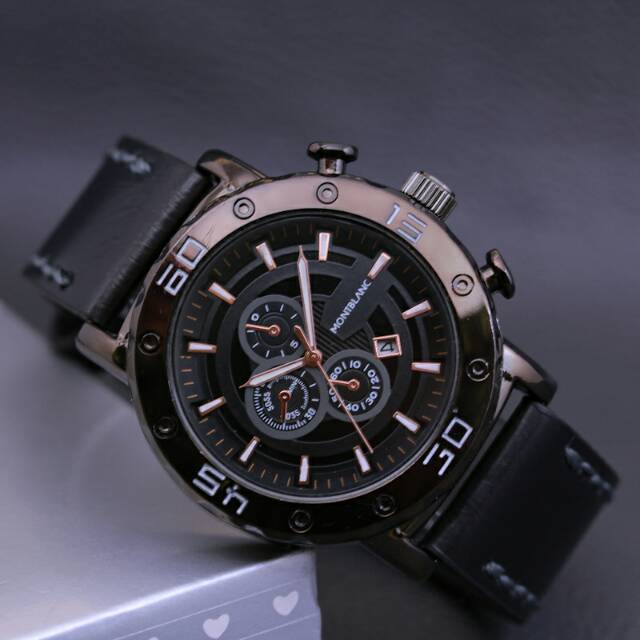 Jam tangan Montblanc kulit