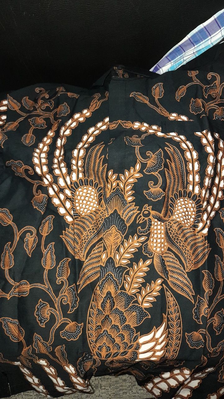 Batik Solo Saranghae Kemeja Pria Katun Cabut Sragenan Full Furing