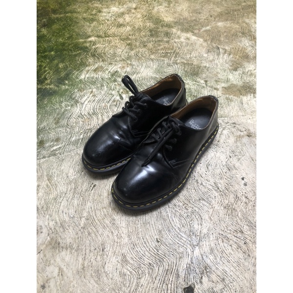 Dr Martens 1461 bukan 1460 adrian Tassel second bekas