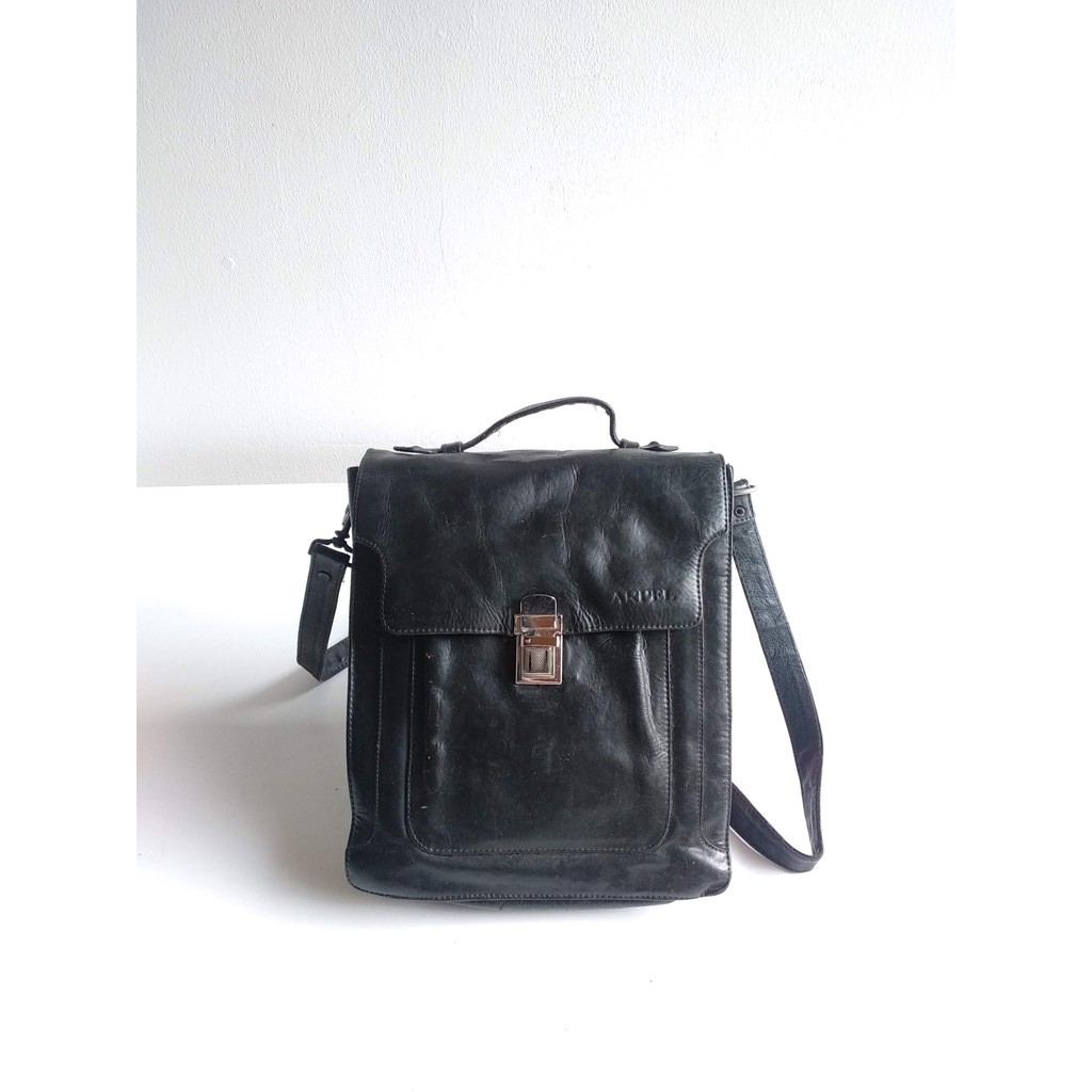 Tas Arpel - Tas Selempang Pria - Bekas/Preloved - Tas Kulit