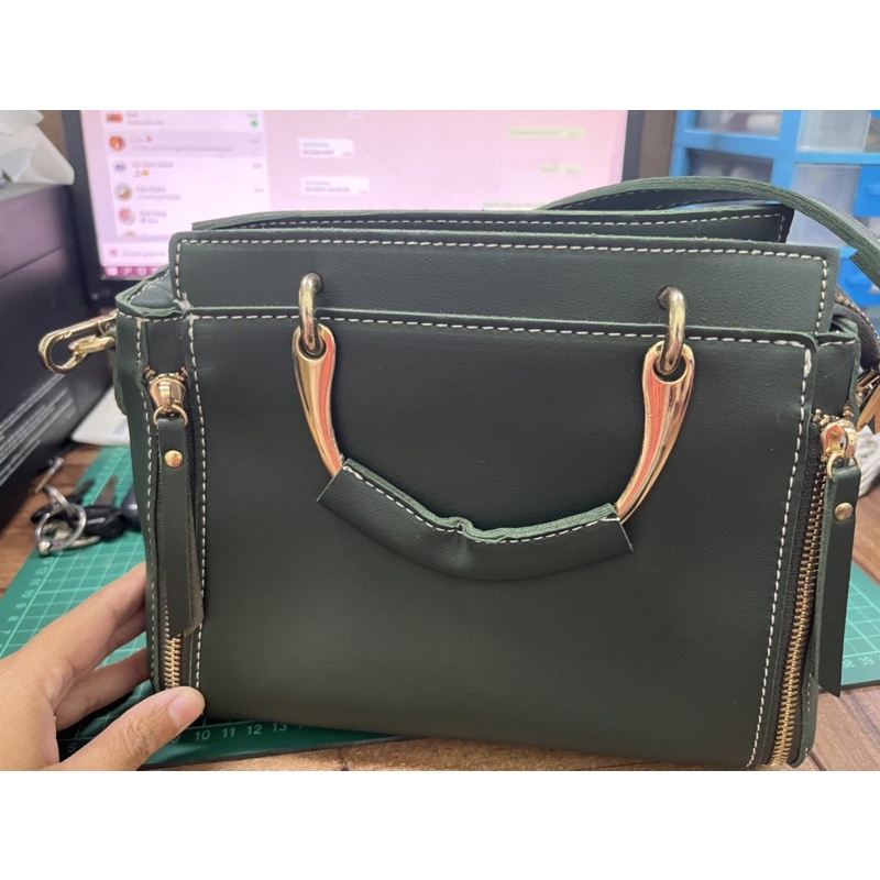 tas selempang alexis hijau