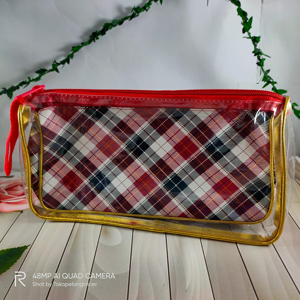DOMPET KOSMETIK MOTIF KOTAK SERBAGUNA TOKOPELANGINICER