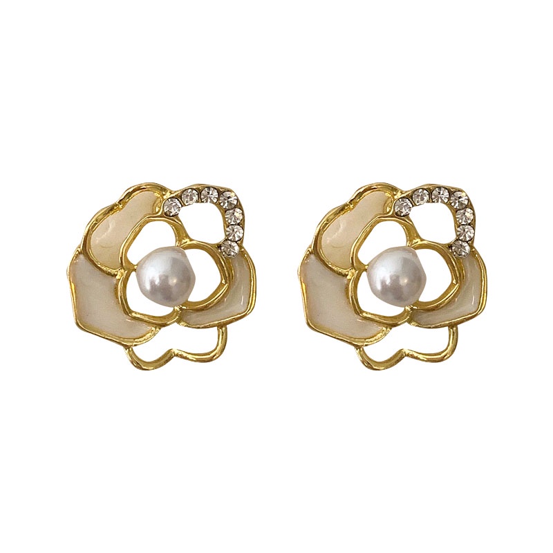 Anting stud Desain camellia Aksen Mutiara Gaya Korea Untuk Wanita