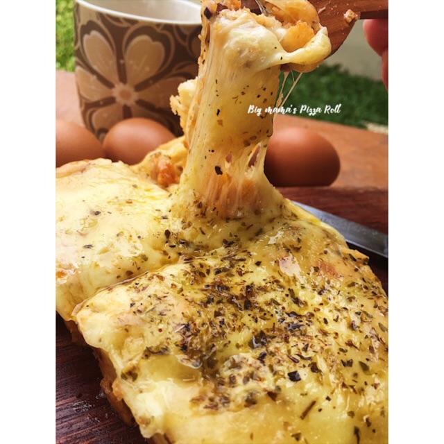 

SMOKED BEEF MOZARELLA BIGMAMASPIZZAROLL