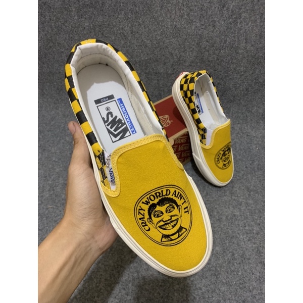 Sepatu Casual Pria Wanita V4ns Slip On Crazy World Yellow white Import BNIB