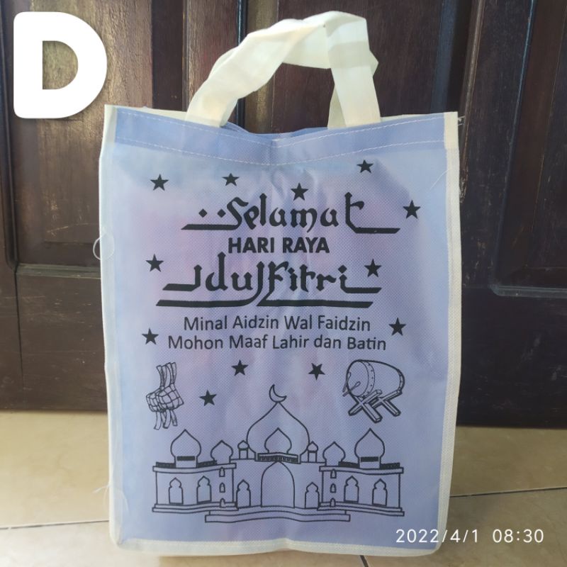 

Tas Parcel Lebaran IdulFitri Tas Snack Idul Fitri Tas Sponbond Edisi Lebaran Jajanan Lebaran