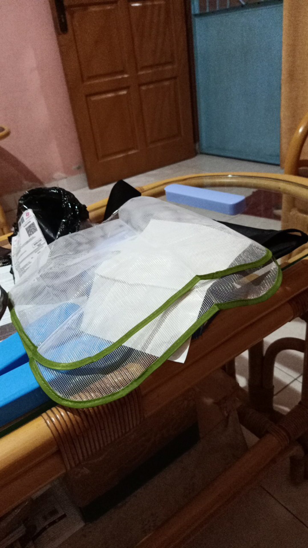 Alas Setrika Anti Panas