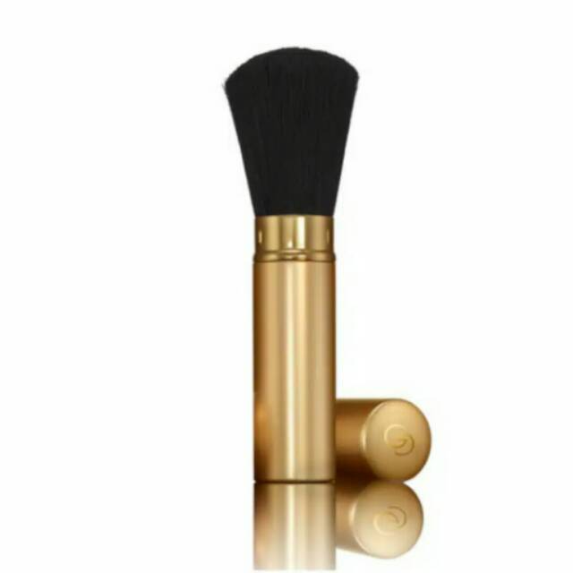 Giordani Gold Powder Brush/kuas bedak/Blush on Oriflame