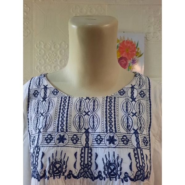 Blouse putih bordir Ld 120