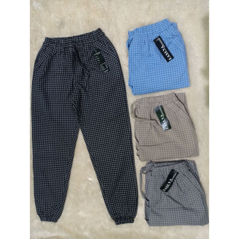 CELANA JOGGER PANTS KOTAK ANAK TANGGUNG: