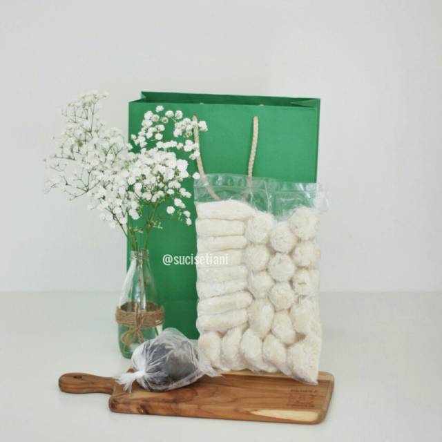 

Pempek Sellena