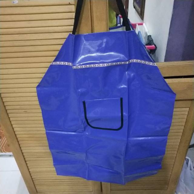 Celemek ruang OKA/ apron OKA