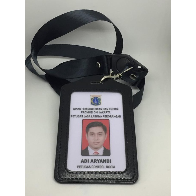 

Cetak Id Card Karyawan, Name Tag, Kartu Pegawai Dg Tali Exclusive Terlaris