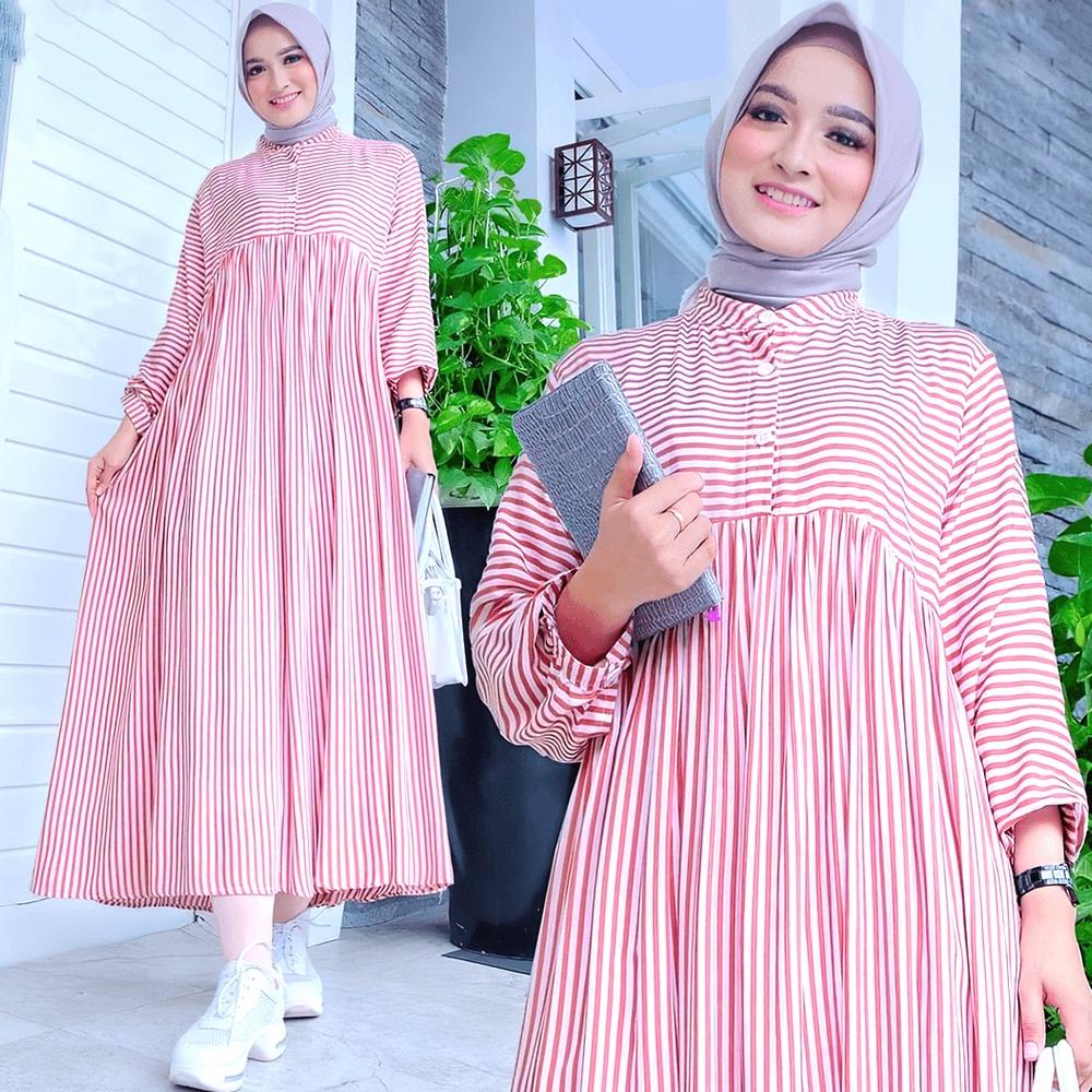 Wani Midi Dress By Huebee
