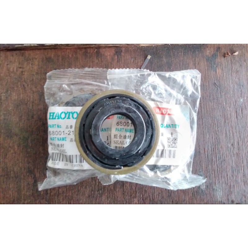 Seal Roller DC35 Kubota Combine Harvester