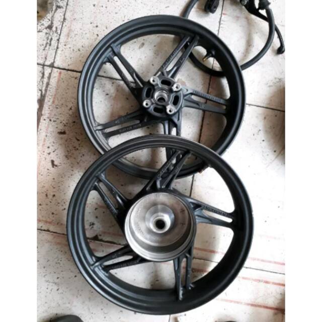 Velg Rasing Sepasang Honda Beat Esp 2018 Ori Copotan Motor