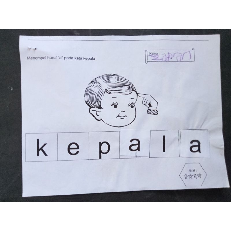 

Gambar Menempel Huruf A