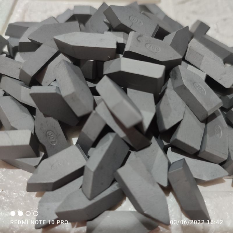 mata widia C120 YG6 betel bubut mata bor sumur bukan tricon