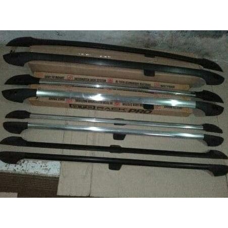 Roof Rail Kaki Rack Di Atas Mobil Mitsubishi Kuda