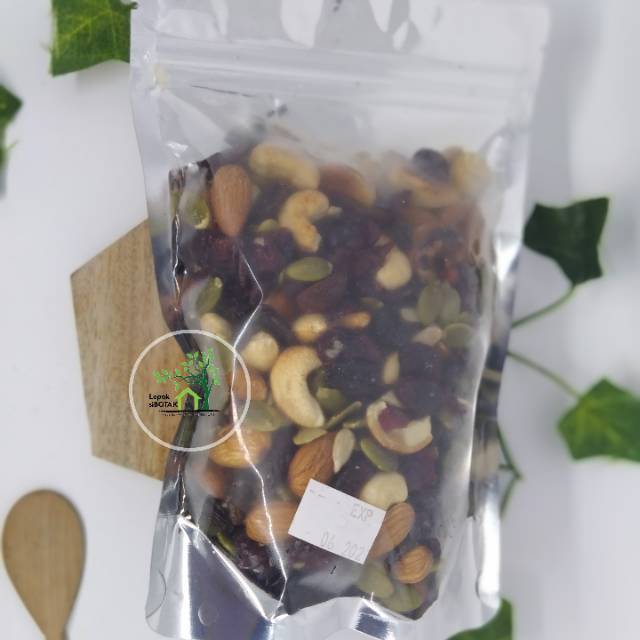 

MIX KACANG SEHAT & BUAH KERING / MIX NUT / TRAIL MIX