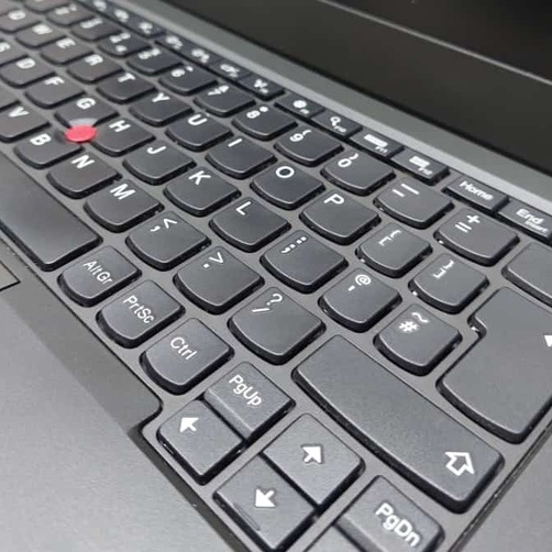 Laptop Lenovo Thinkpad X240 i5 Ram 8GB SSD 240GB Second Bergaransi