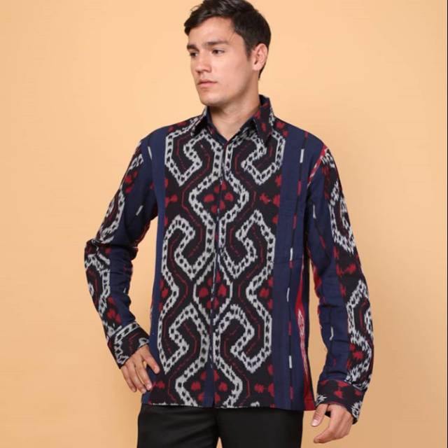 Kemeja tenun motif toraja biru dongker