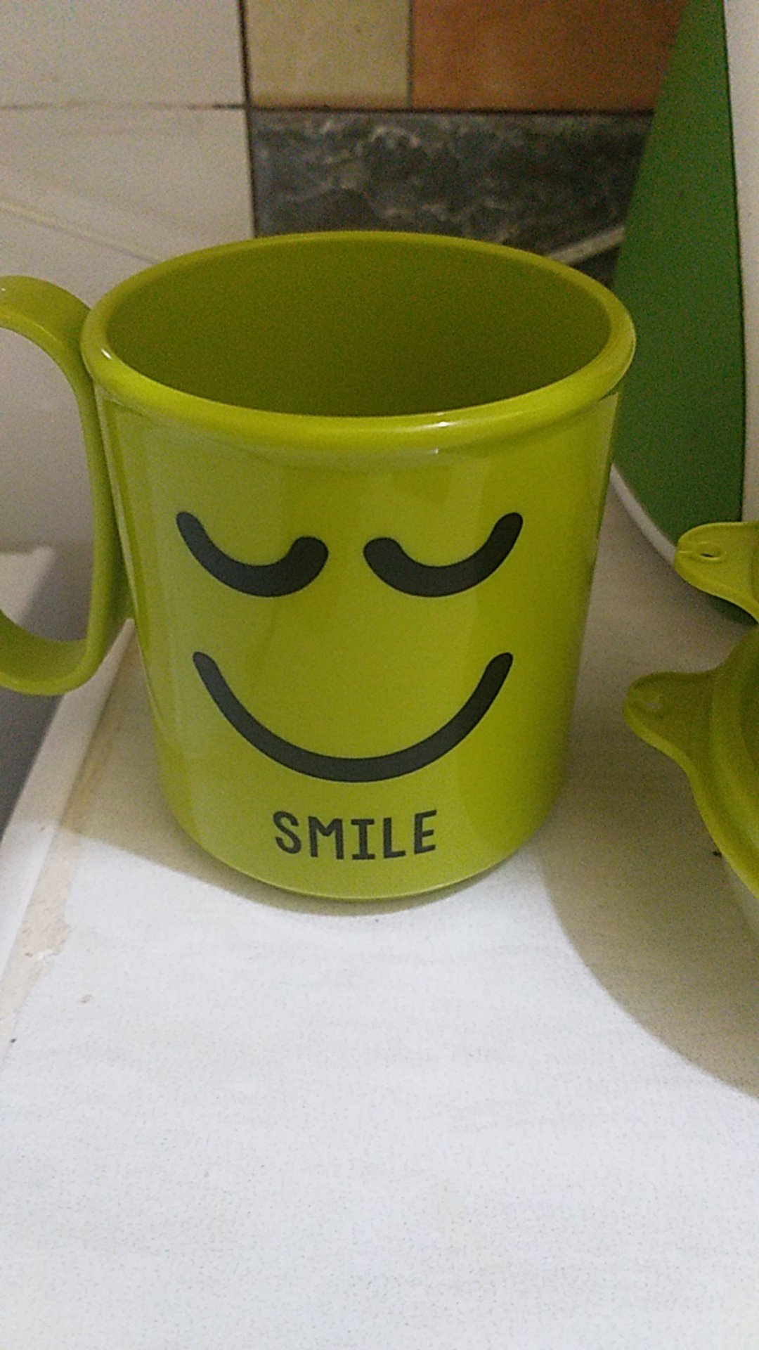 Emoticon & Micro Mug (1pcs) Gelas Tupwr