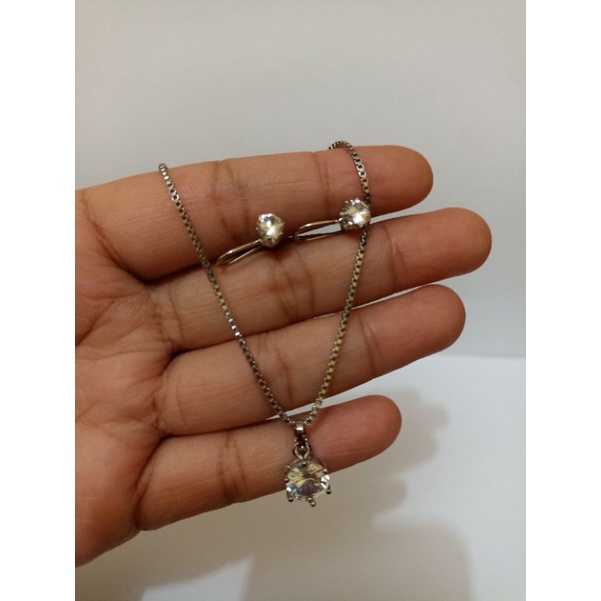 kalung titanium + liontin permata satu import fashion wanita