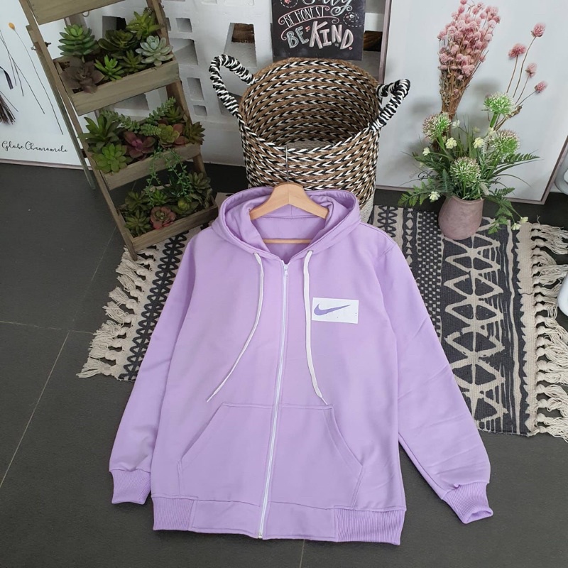 Nike Classy / Jaket Cewe Termurah/ Nike Jaket Dailylook