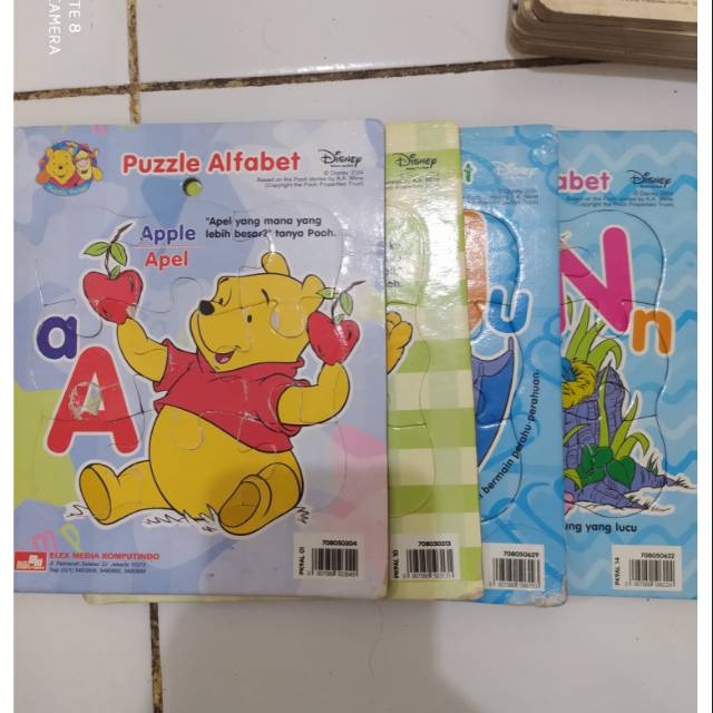 PUZZLE ALFABET  WINNIE THE POOH
