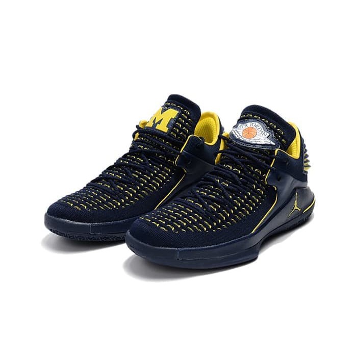 Nike Low Air Jordan 32 XXXII Michigan Navy Blue Perfect Kick Original