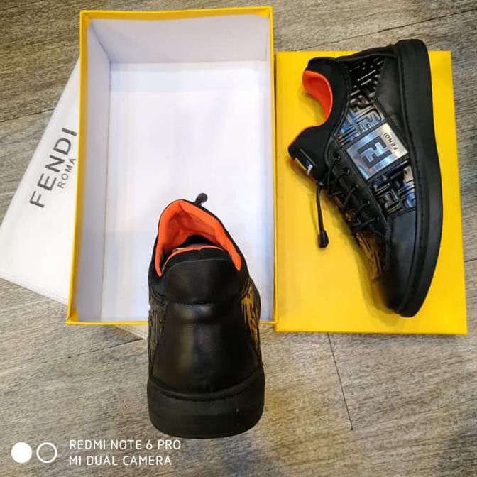 Sepatu Fendi mirror Quality / pria / sneakers
