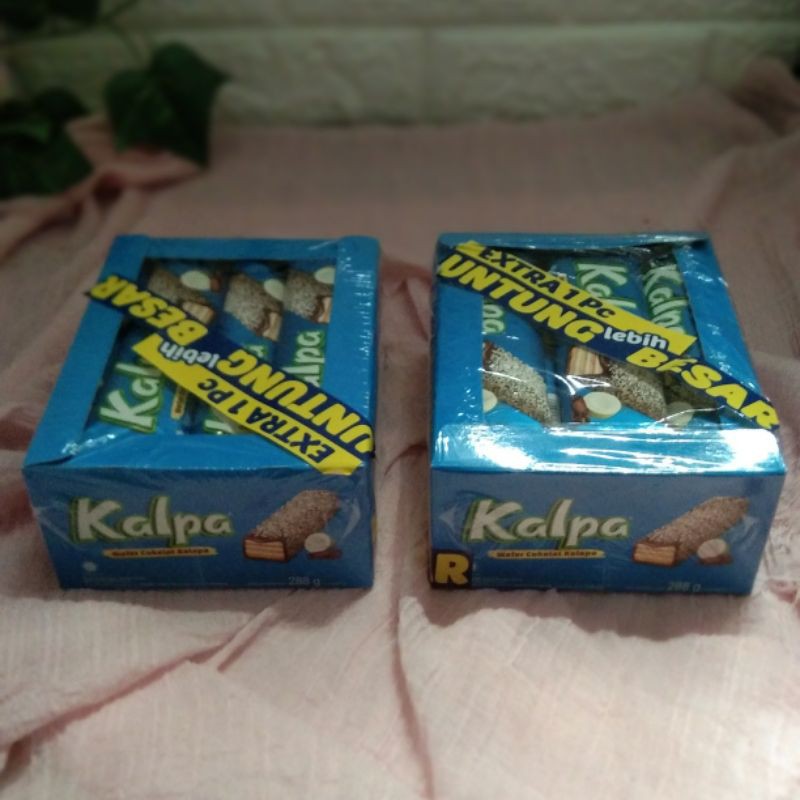 

kalpa wafer coklat tabur kelapa