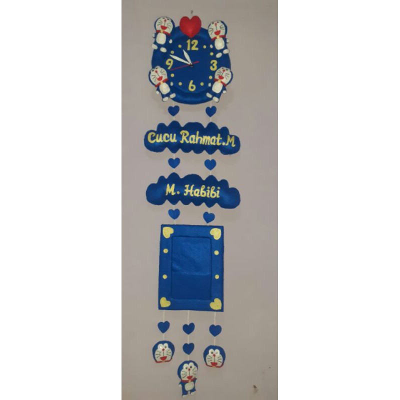 jam dinding karakter doraemon flanel/prakarya/jam murah