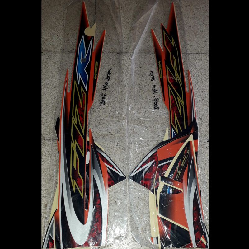 Striping fizr 2005 / striping fiz r 2005 / striping f1zr 2005 / striping f1z r 2005 / sriping fizr 2