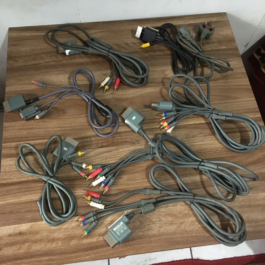 Kabel AV RCA VGA Xbox 360 Composite Compoment TV Tabung Monitor