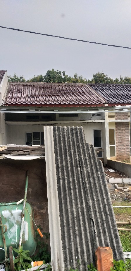 Reng Baja Ringan Panjang 6 M Ukuran (0.3 , 0.4)/ Per Btg