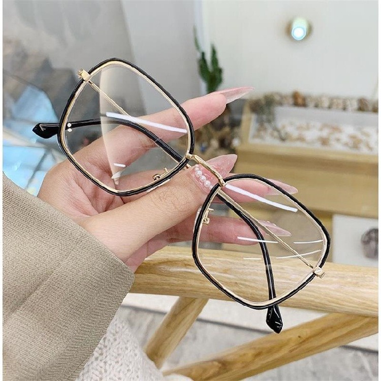 （YUZHU）COD Oversized Frame Kacamata Anti Radiasi Wanita Korean Fashion Gaya Anti Biru Kacamata Cewek