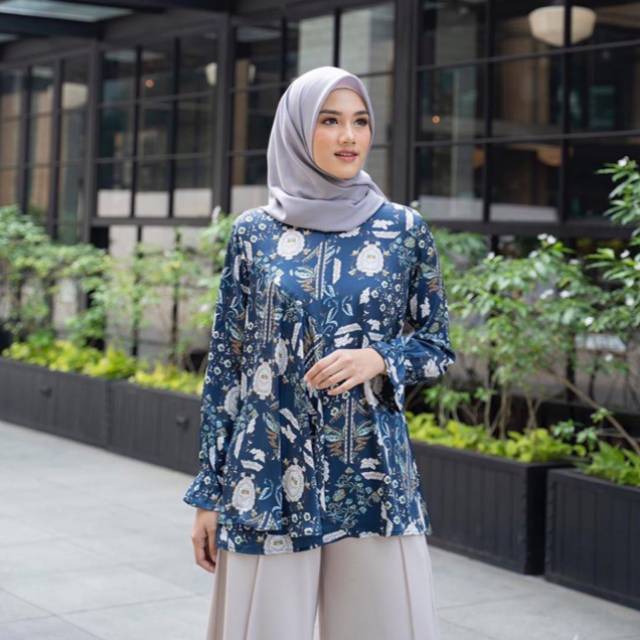 KIARA BLOUSE DEEP BLUE SIZE L BY HEAVEN LIGHTS