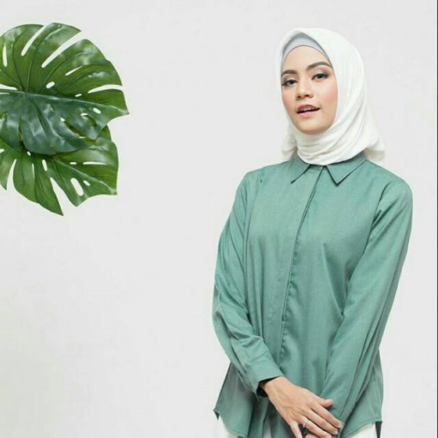 

Aumy Top by Green Label