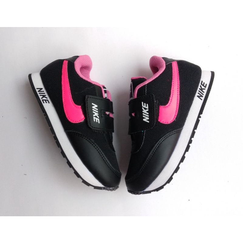 Sepatu Anak Perempuan Hitam Pink Usia 1 - 8 Tahun Sepatu Sekolah anak TK SD Sepatu Sneakers Anak Casual Murah