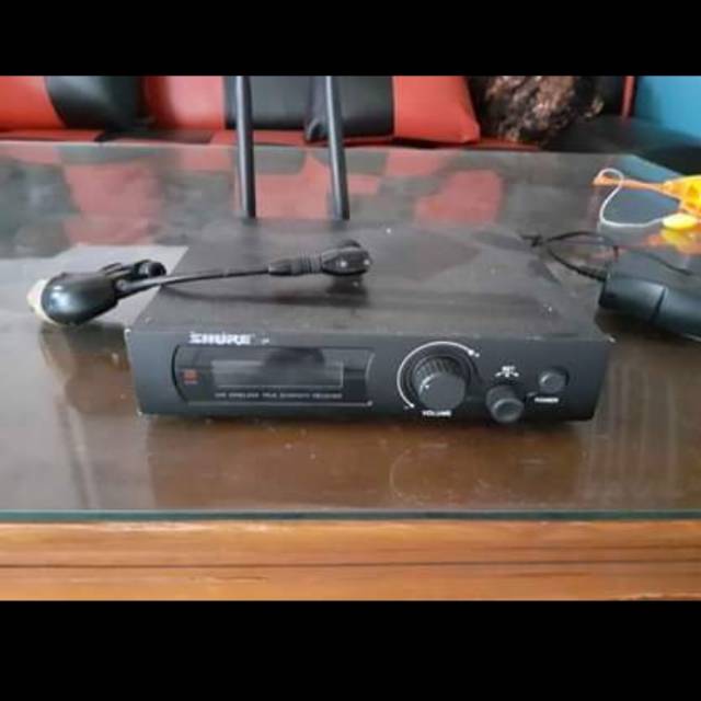 Shure wireless saxophone