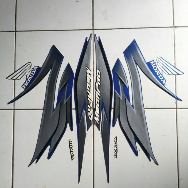 Striping motor mega pro /Sticker motor honda mega pro