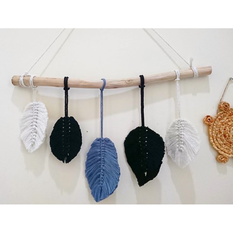Macrame daun besar monochrome