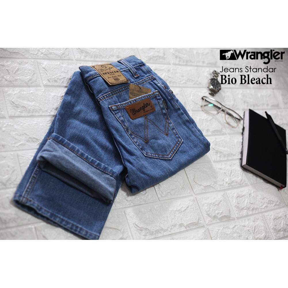 CELANA JEANS PRIA WRANGLE'R STANDAR-Bioblitz