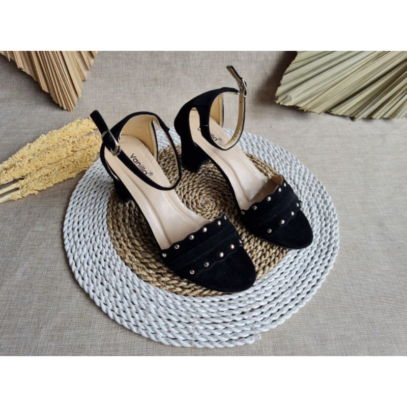 ABBUSHOES Jm 02 Heels Tahu Mutiara Bahan Suede 7cm